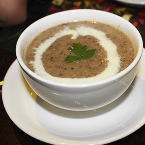 鲜香的蘑菇鸡肉汤的做法
