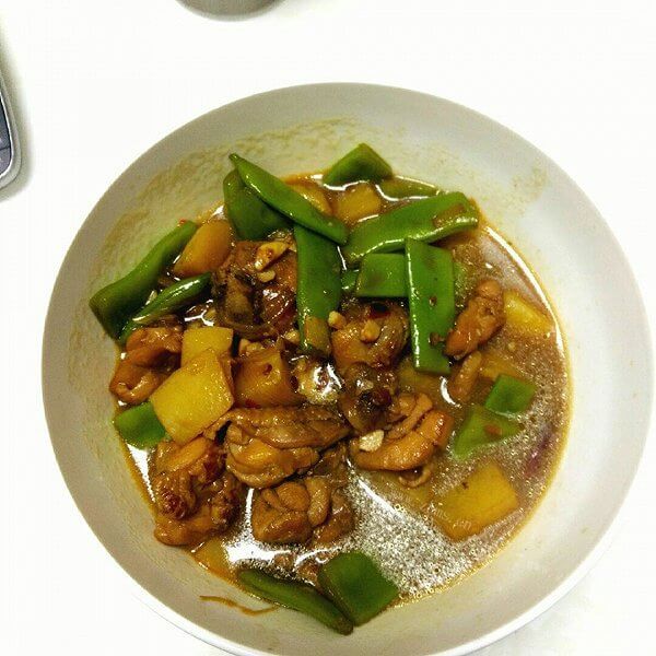 好吃的土豆炖鸡腿