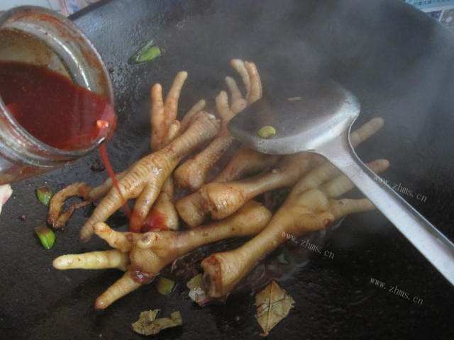 美味的腐乳酱凤爪做法图解9)