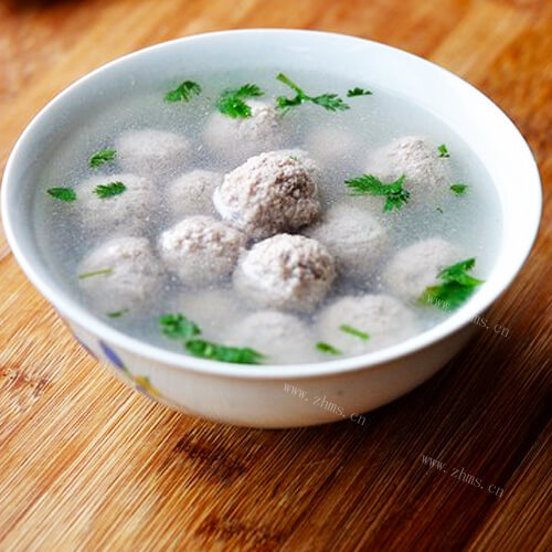 特色美食牛肉丸子做法