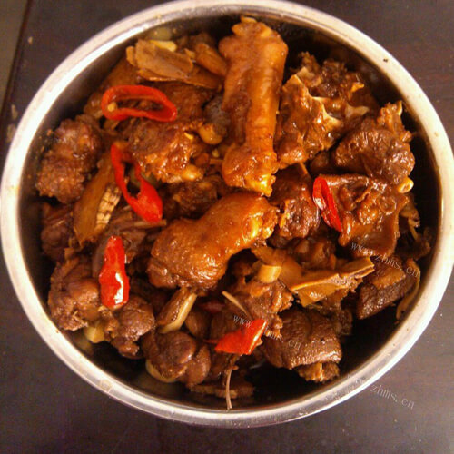 美味鸭肉煲