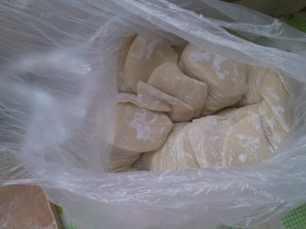 蒜苔馅饺子做法图解12)