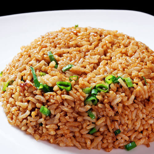 美味的酱油炒饭的家常做法 