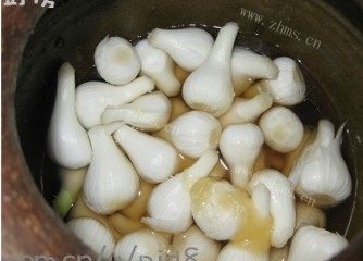 家常腌蒜的方法做法图解7)