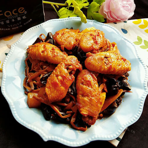 美味油焖鸡翅