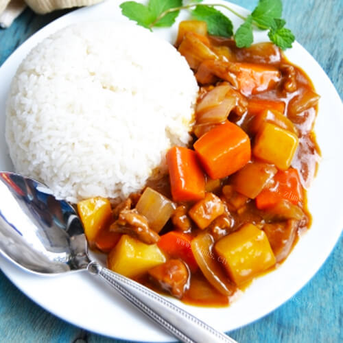 家常咖喱土豆鸡丁的做法 