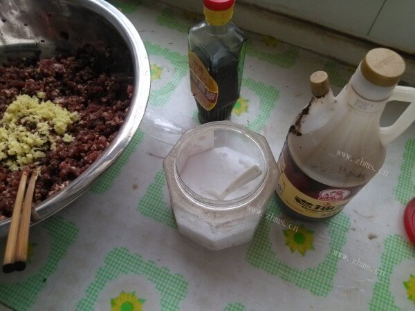 蒜苔馅饺子做法图解9)