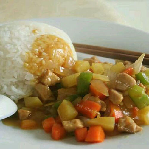 美味可口的咖喱猪肉饭的做法