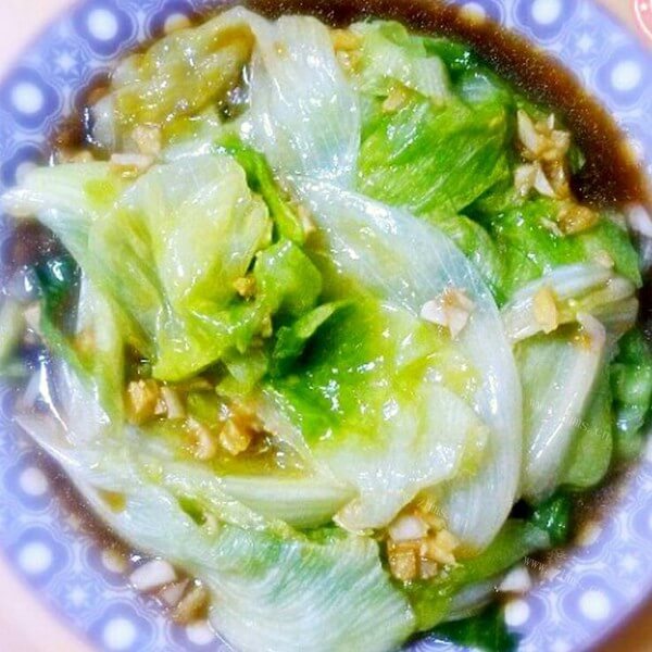 好吃的虾酱西生菜的做法