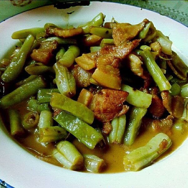 美味茄子豆角炖肉