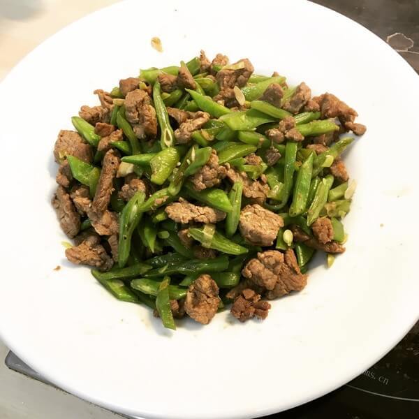 美味的牛肉炒豇豆
