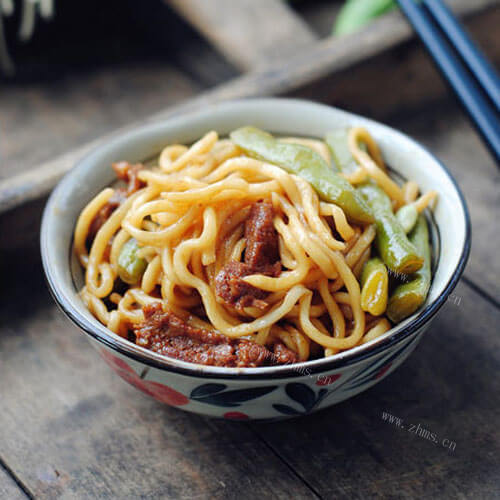好吃的豆角拌面