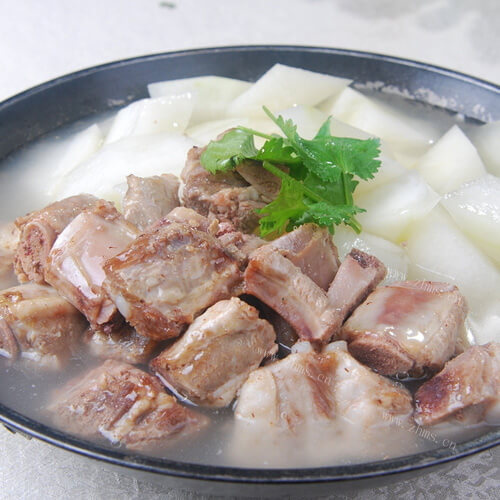 清淡的牛肉炖冬瓜的做法
