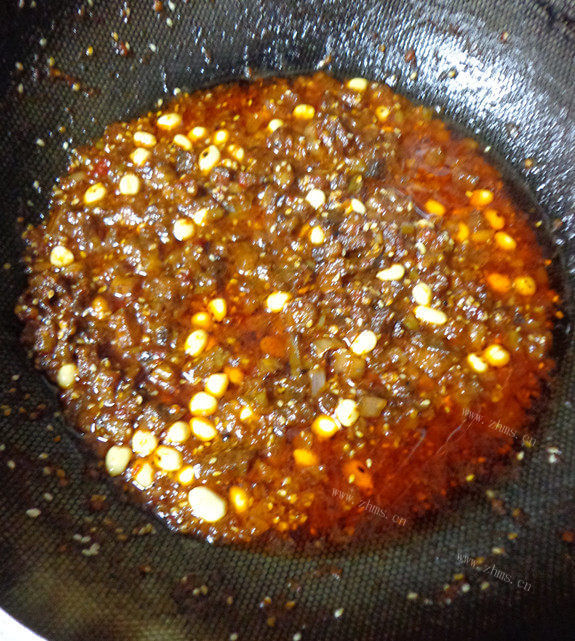 美味的牛肉辣椒酱的家常做法做法图解11)