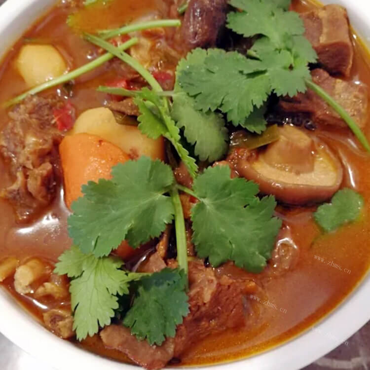 美味酸辣羊肉汤