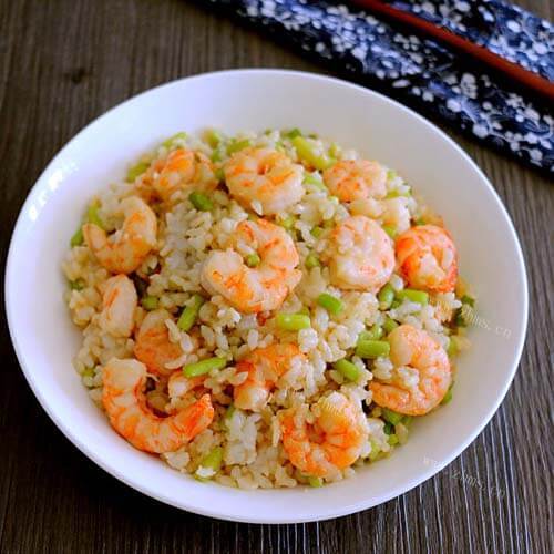 海鲜美食蒜苔虾仁