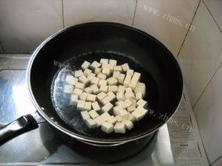 腊豆肉末蒸豆腐做法图解3)