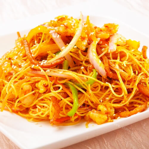 美味的鸡肉炒米粉的做法