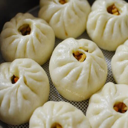 好吃猪肉大葱馅包子的做法