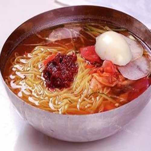 家常鸡蛋冷面汤