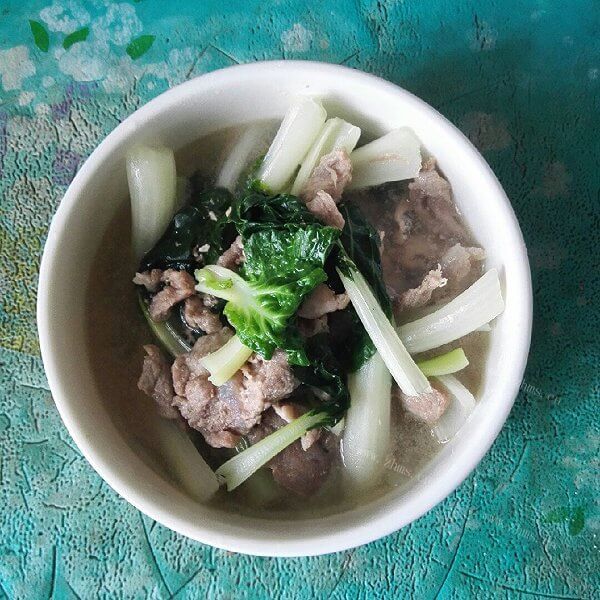 美味的青菜猪肉汤的做法