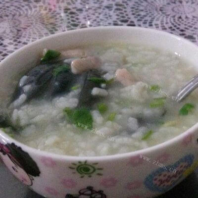 家常皮蛋瘦肉粥 