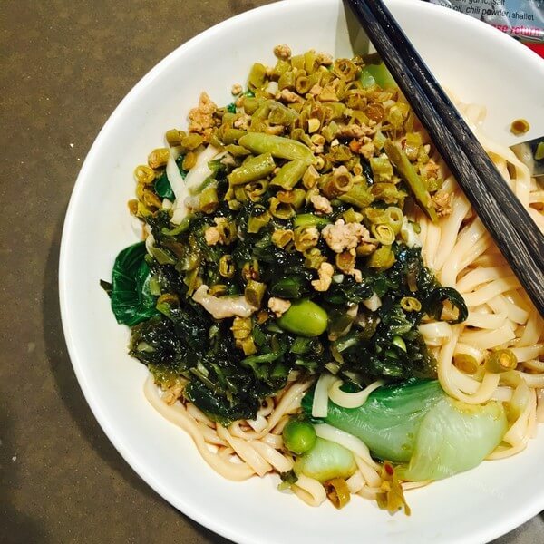 好吃的雪菜肉丝面