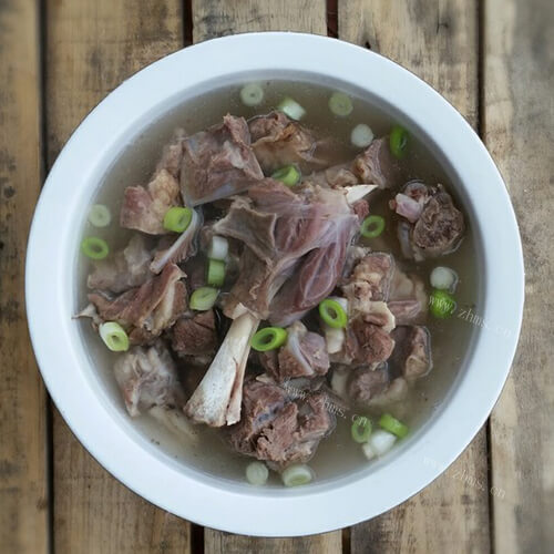 营养海参羊肉汤的做法