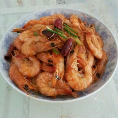 会上瘾的红烧海虾