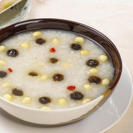 好喝的桑葚粥