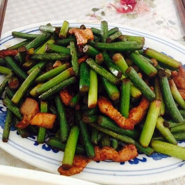 好吃的蒜苔炒虾仁