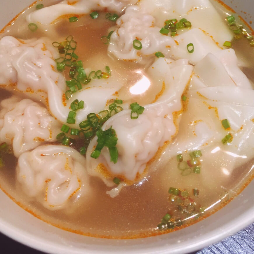 美味的香菇猪肉馄饨馅的做法