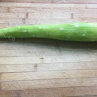 美味的爽口笋丝做法图解1)