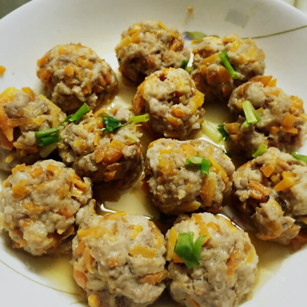 美味清蒸萝卜丸子