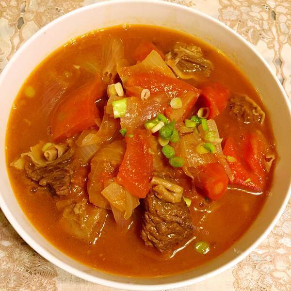 家常萝卜炖牛腩