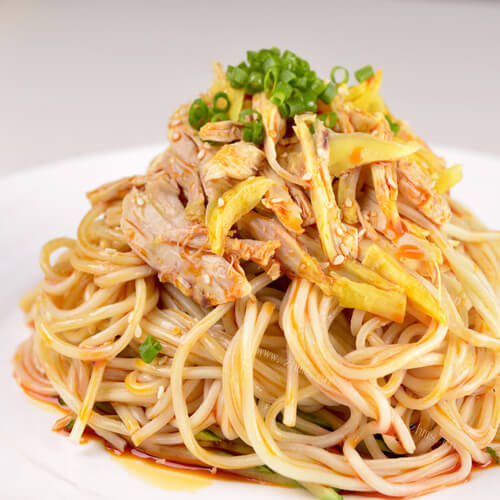 美味鸡丝拌面