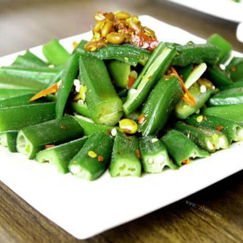 美味肉片炒秋葵的做法