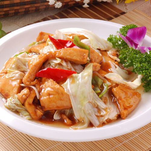 美味的家常焖豆腐