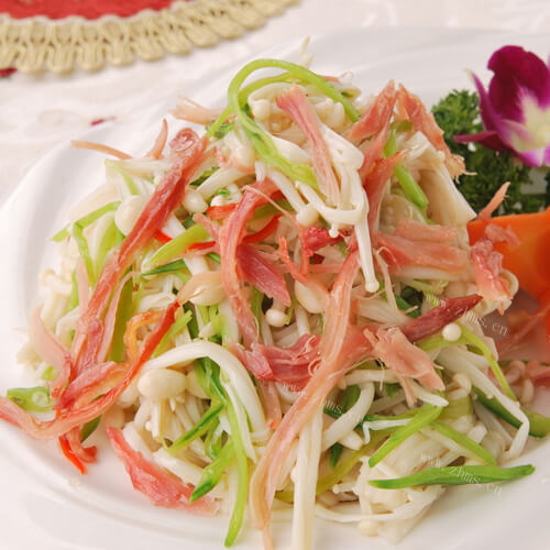 家常鸡丝金针菇