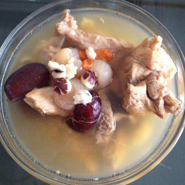 营养的兔肉补虚汤