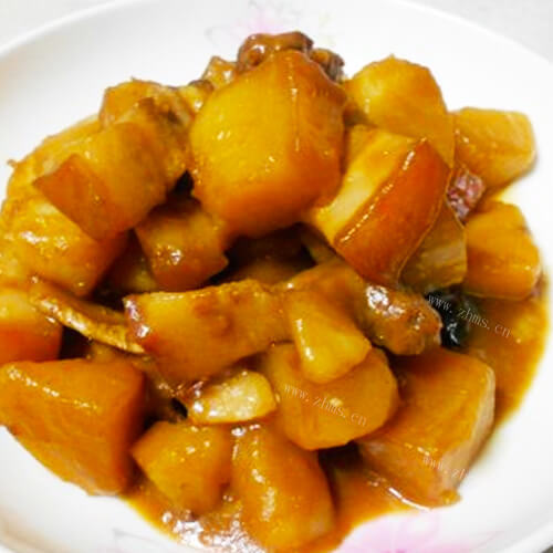 家常猪肉炖土豆做法