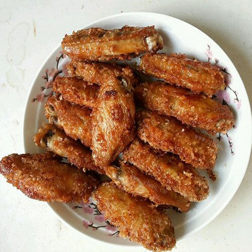 奥尔良风味炸鸡翅的做法