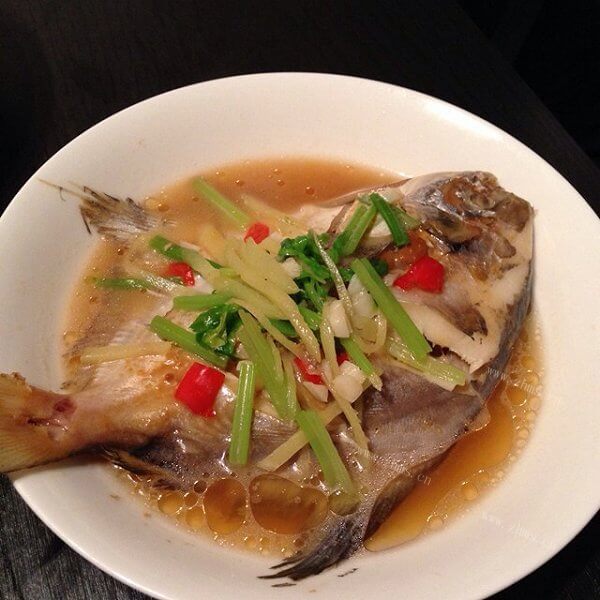 好香清蒸鲳鱼