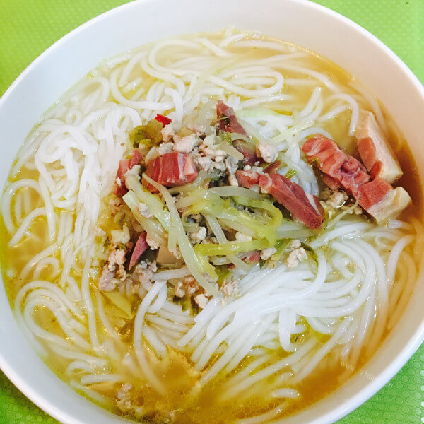 鲜美鸡汁米线