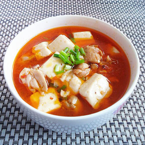 浓郁的鸡腿豆腐
