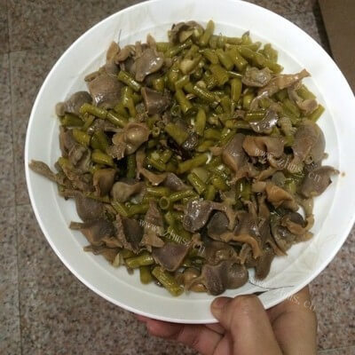 滋味的榨菜炒鸡胗 