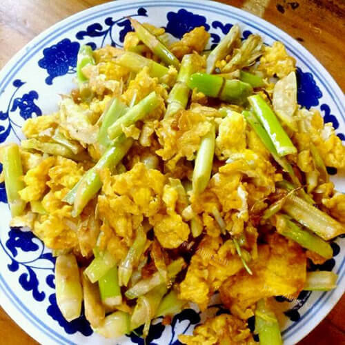 美味的鸡蛋炒笋