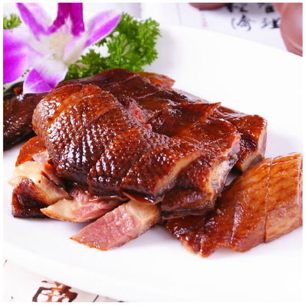 好吃的酱鸭肉
