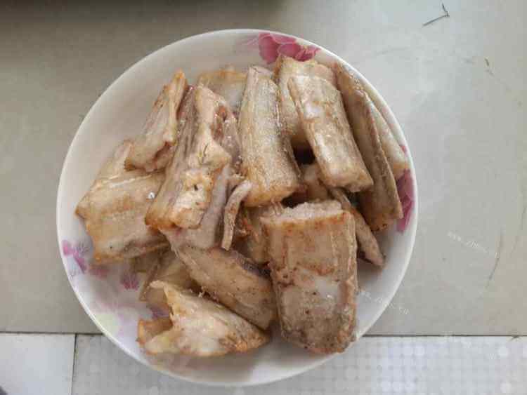 好吃的小炖带鱼做法图解3)