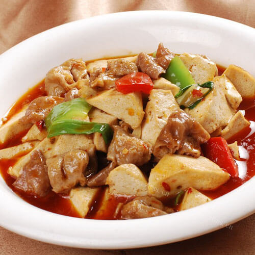 美味的家常焖豆腐